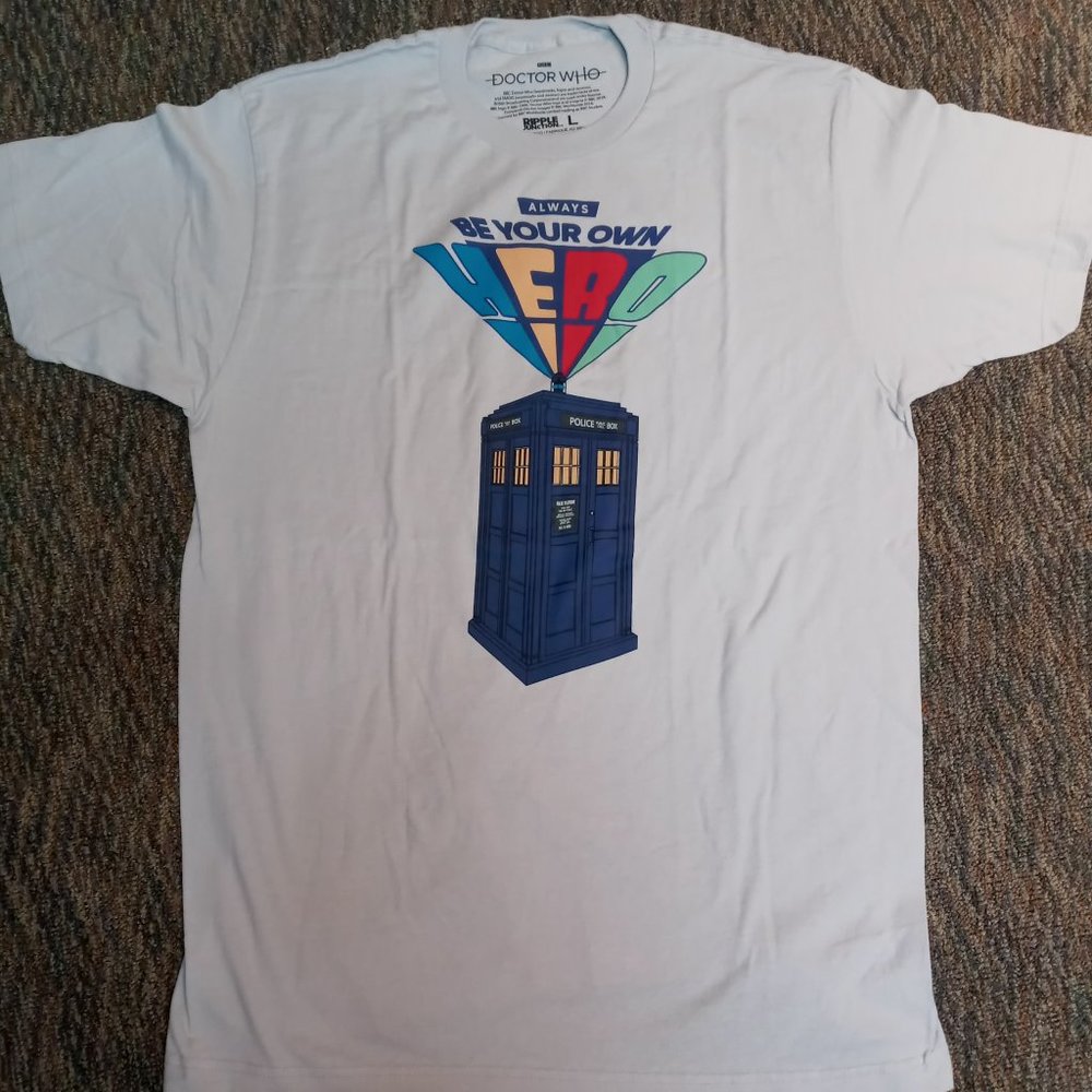 Tardis tee